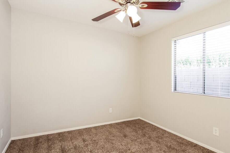 Building Photo - 372 S 151st Ave