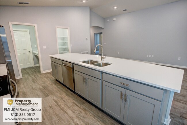 Building Photo - Magnificent, New Construction Winter Haven...