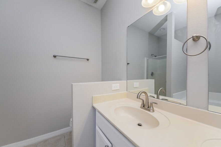Building Photo - 4478 Spring Blossom Dr