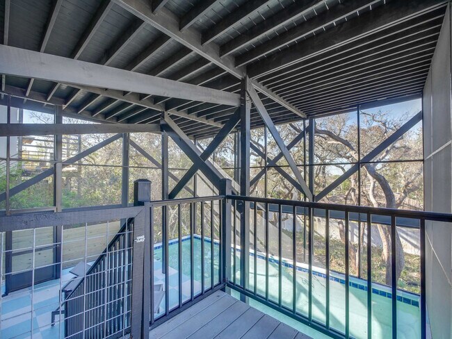 Building Photo - 5537 Pelican Way