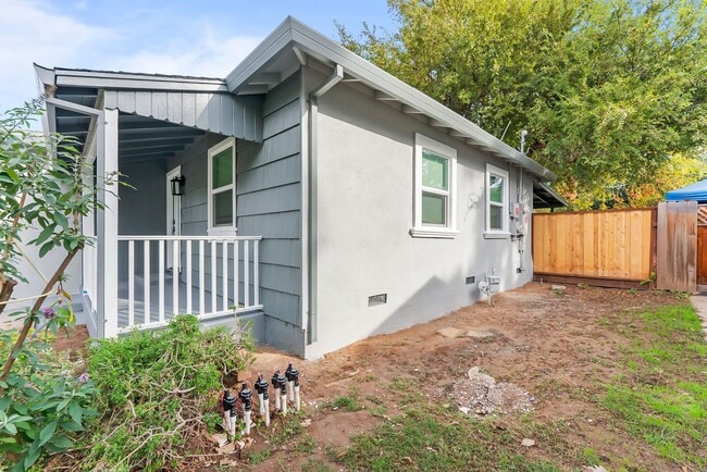 Building Photo - Charming 3-Bedroom Bungalow with Solar and 2-Car Garage