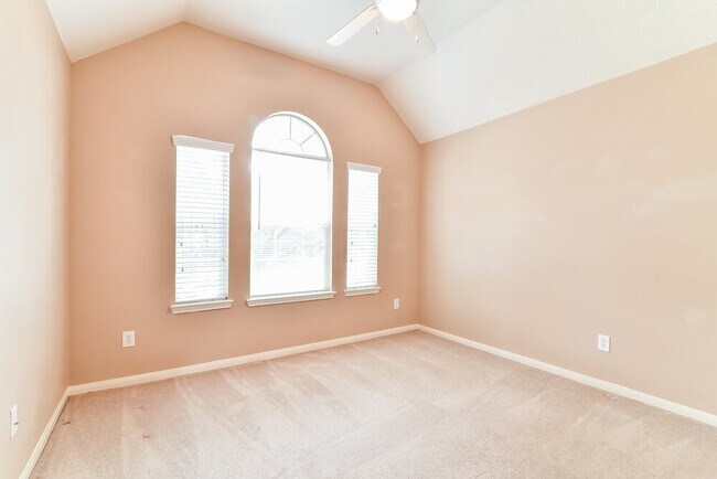 Building Photo - 17602 Mescalero Canyon Ln