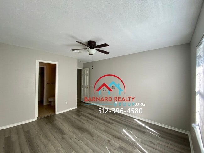 Building Photo - Available July 11: 3 bedroom, 2.5 Bath Duplex with Garage and Fenced Yard