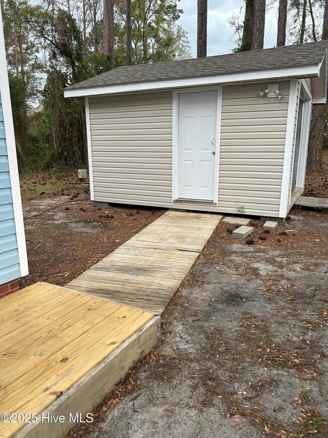 Building Photo - 153 Graystone Rd