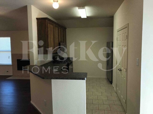 Building Photo - 1218 Jewel Ln