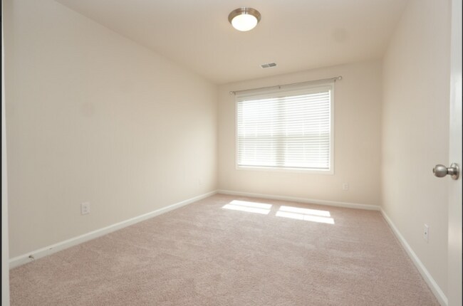 Building Photo - Charming 3-bedroom, 2-bath home!