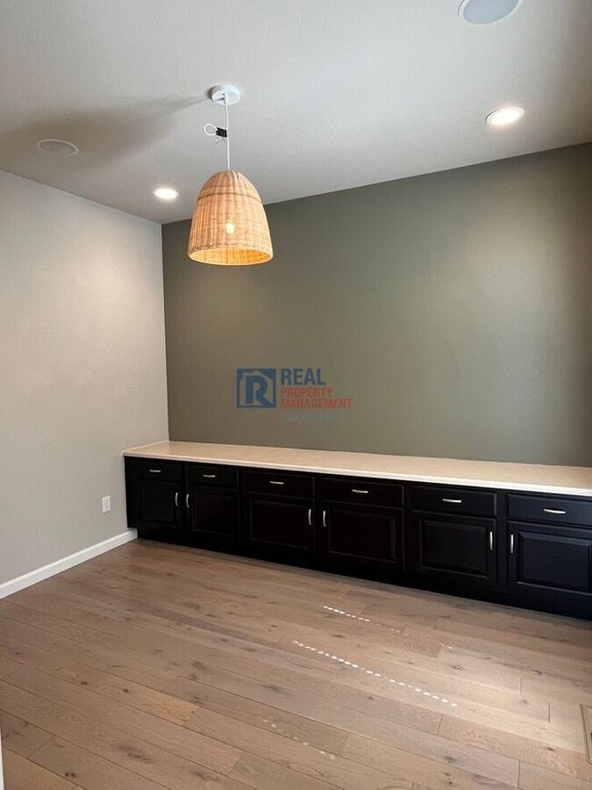 Building Photo - 14852 E Poundstone Dr