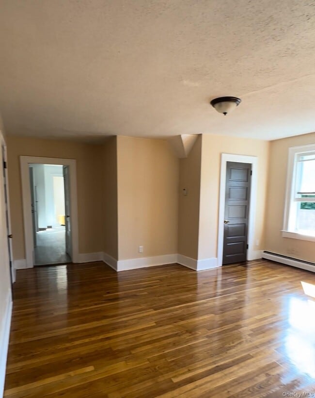 Building Photo - 31-33-33 Elmer St