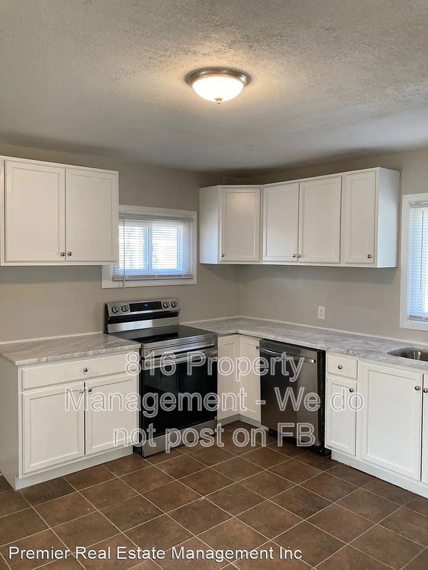 Building Photo - 7614 Eby Ave