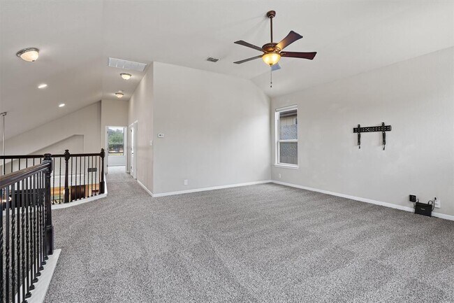 Building Photo - 7337 Menchaca Rd