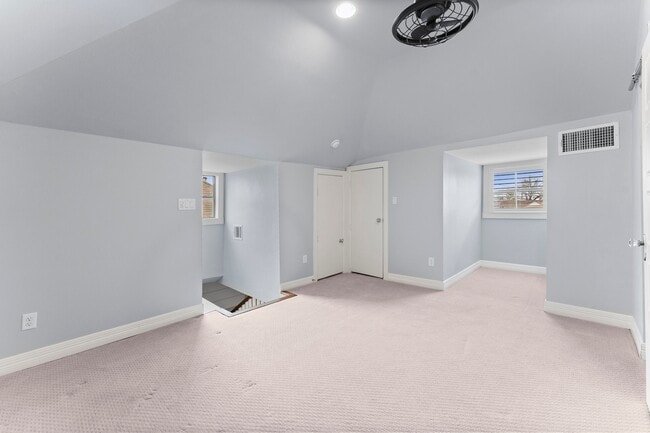 Building Photo - 409 Paschall St
