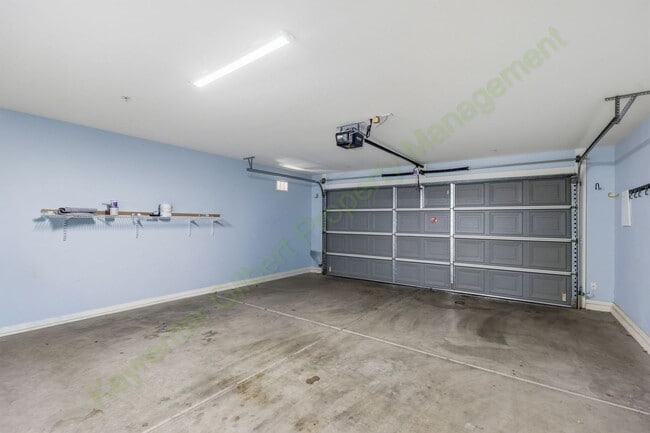 Building Photo - Beautiful Home in the Highly Desirable Lyon's Gate Community!