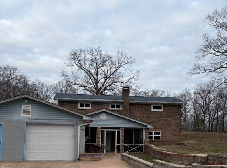 Building Photo - 178 Quiet Hollow Ln