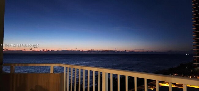 Building Photo - 1950 S Ocean Dr