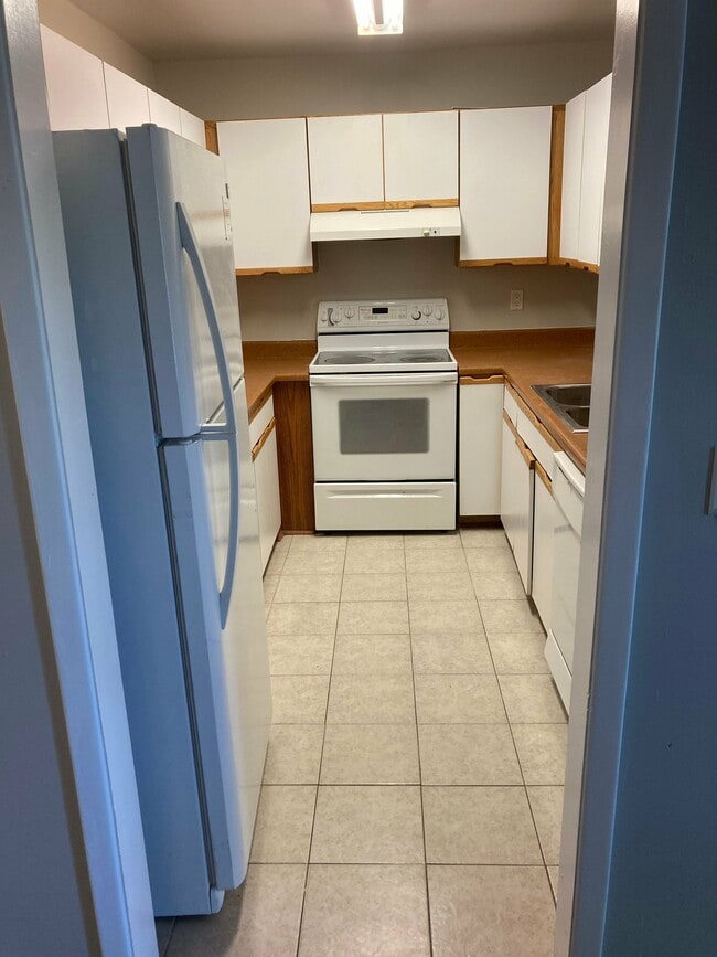 9B8B3F71-B0F9-461B-9FE2-10B360150894(2) - Alpine Apartments