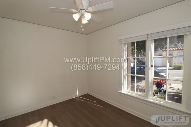 Building Photo - 2 Bed 1 Bath Home Near The Beach