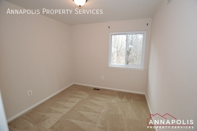 Building Photo - 430 Knottwood Ct