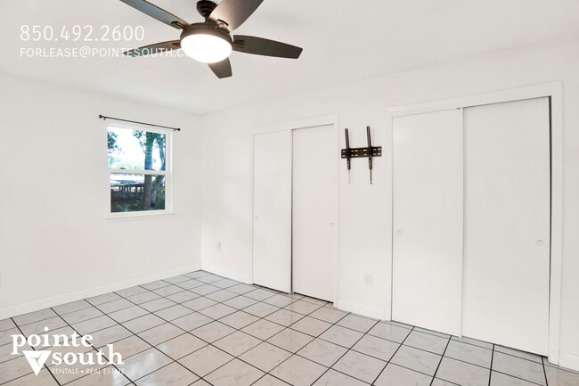 Building Photo - 208 E 22nd Ave