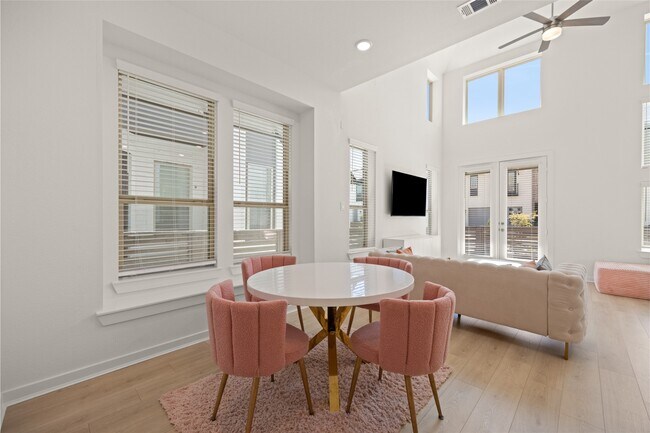 Building Photo - 19726 Curved Steel Dr