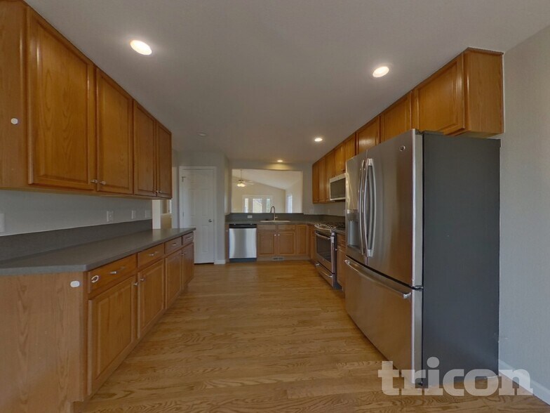 Building Photo - 12984 Fishers Island Rd