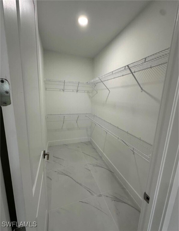 Building Photo - 2914 24th St SW