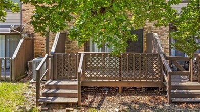 Building Photo - 2521 Crosstimbers Dr