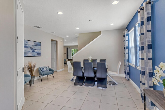 Building Photo - 7462 Marker Ave