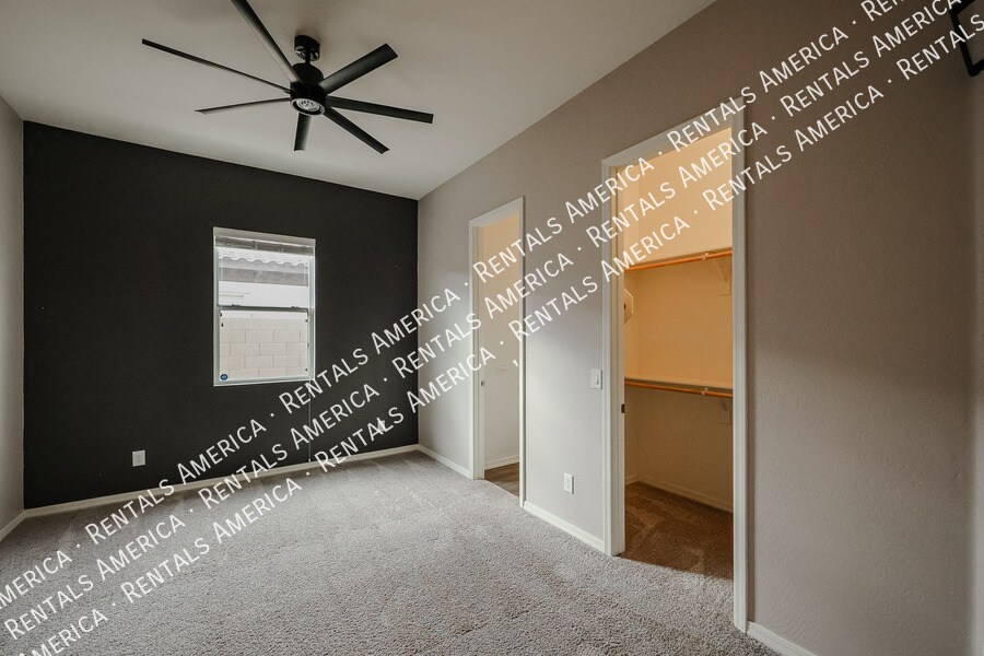 Building Photo - 22366 E Sentiero Dr