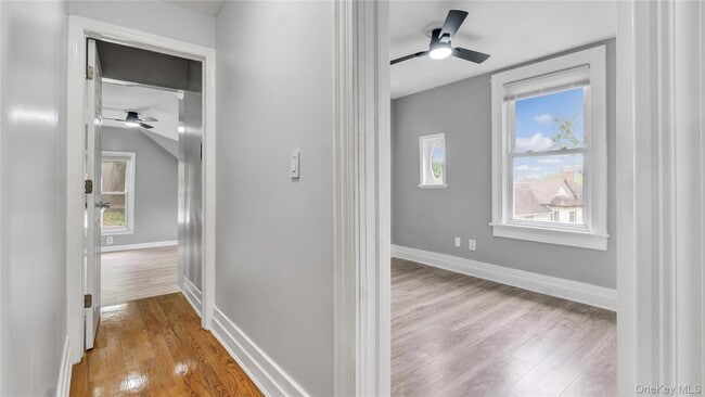 Building Photo - 22 B Town Path