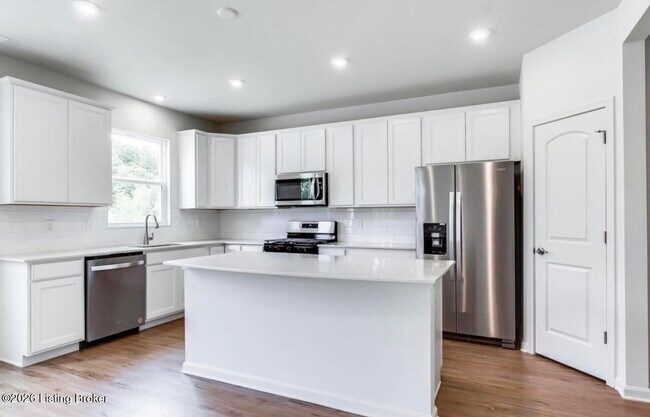 Building Photo - 4707 Golden Eagle Dr