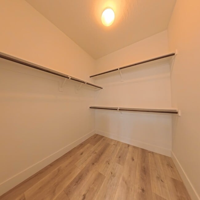 Building Photo - Exceptional Dual Master Residence with Modern Upgrades