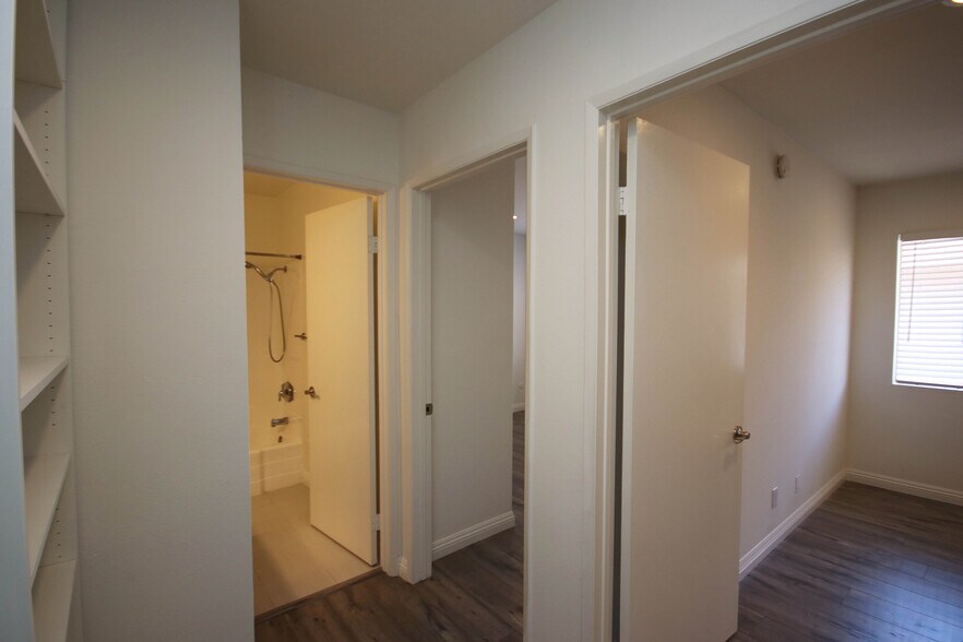 Building Photo - 1508 Dixon St