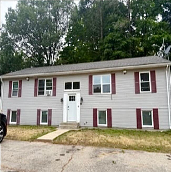 Building Photo - 1 Ferreira Ct