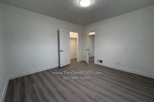 Building Photo - NO DEPOSIT option available for qualified renters with Obligo