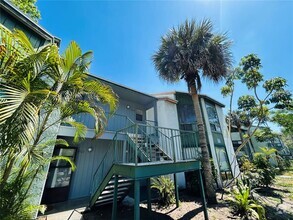 Building Photo - 4328 Lakeway Dr
