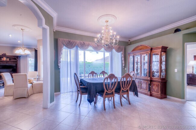 Building Photo - 2962 Bolton Ct