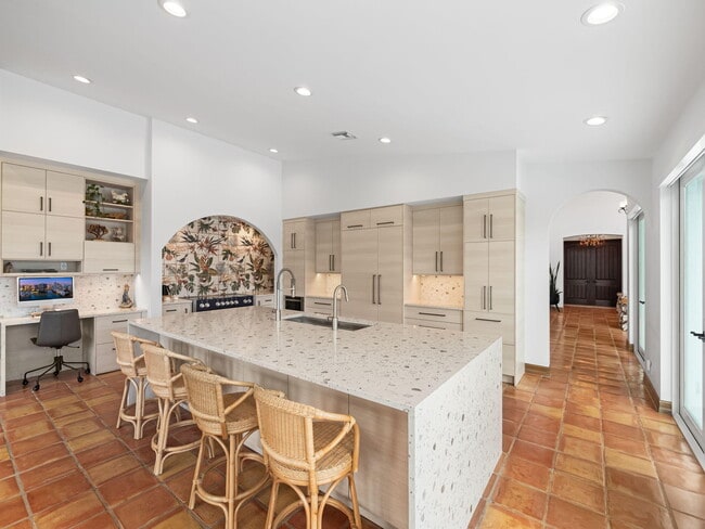 Building Photo - 3299 Bridgegate Dr