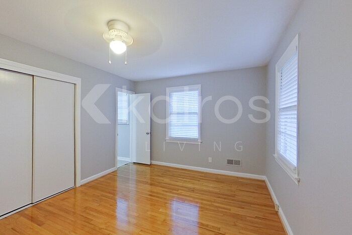 Building Photo - 1703 Morninghill Dr