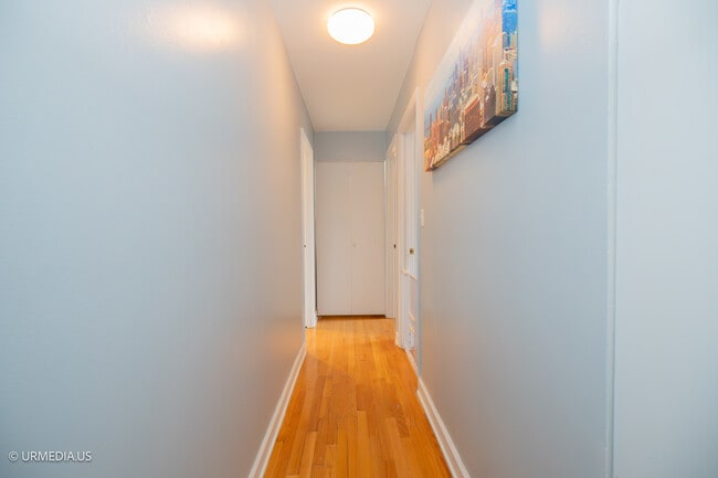 Building Photo - 2201 N Cleveland Ave