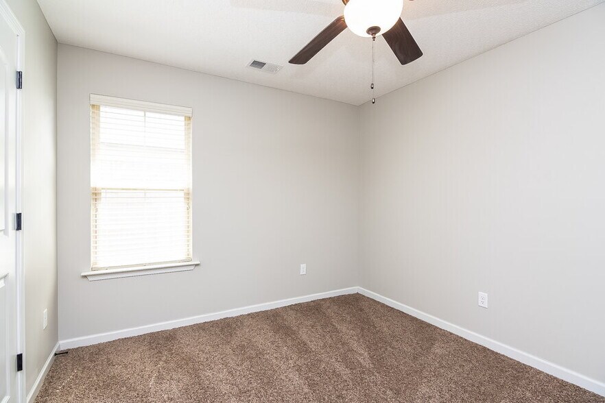 Building Photo - 9450 Eckley Pl