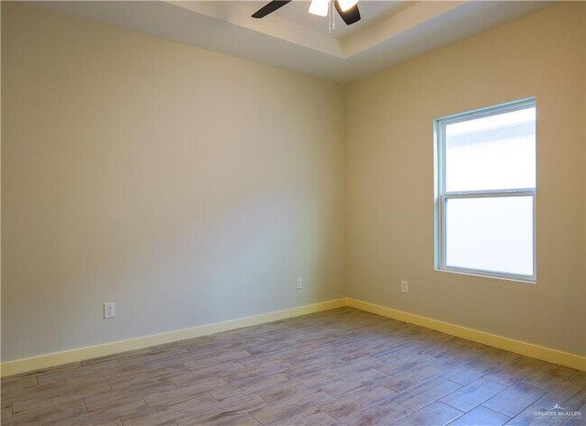 Building Photo - 11 Briggs Rd