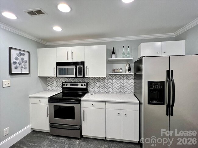 Building Photo - 4638 Murrayhill Rd