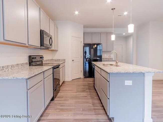 Building Photo - 4003 White Pne Ln