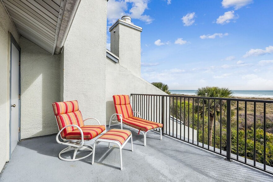 Building Photo - 890 A1A Beach Blvd