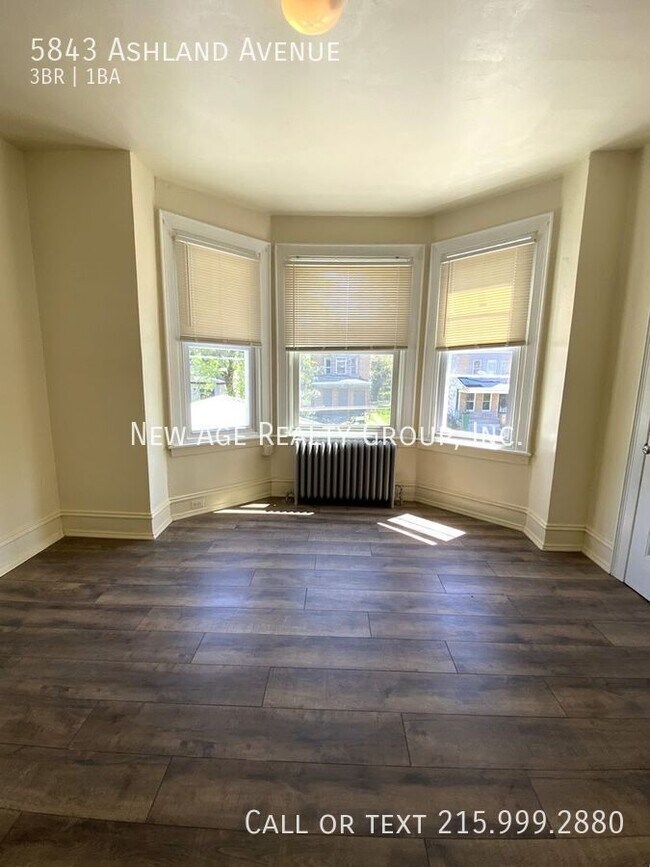 Building Photo - 5843 Ashland Ave