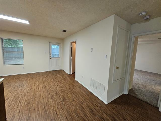 Building Photo - 2509 Avalon Creek Way