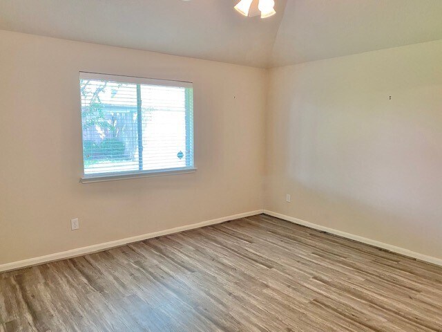 Building Photo - 3514 Silouette Cove