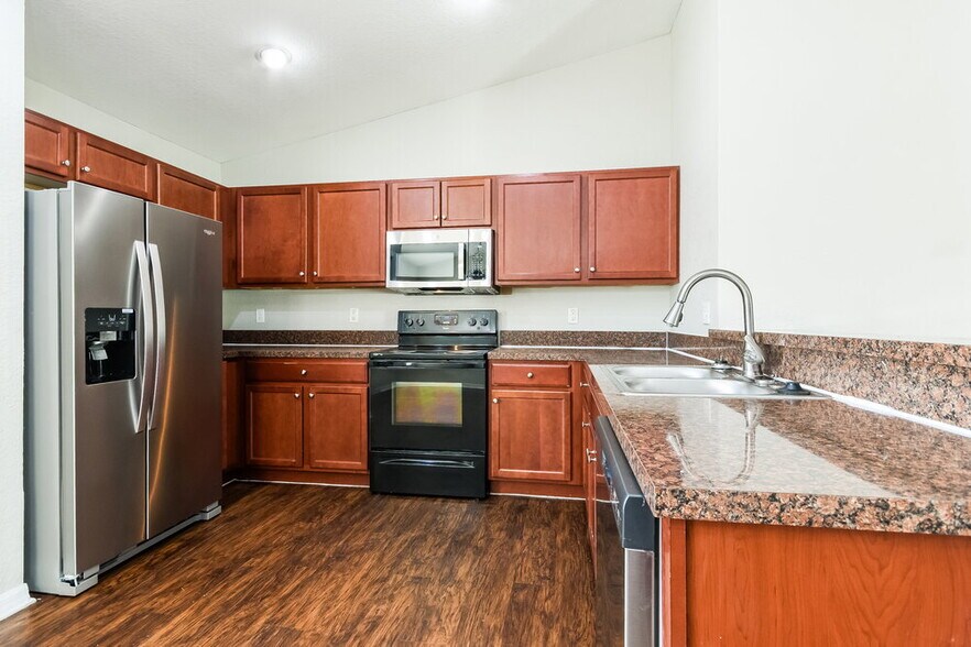 Building Photo - 2533 Bobby Lee Ln