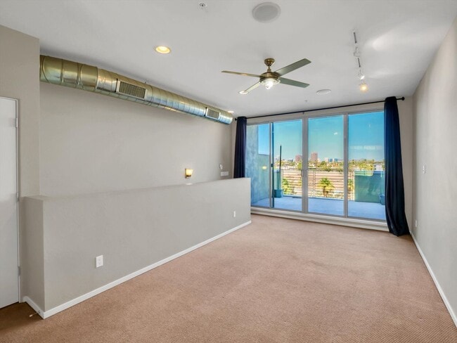 Building Photo - Beautiful Property with Contemporary Flair