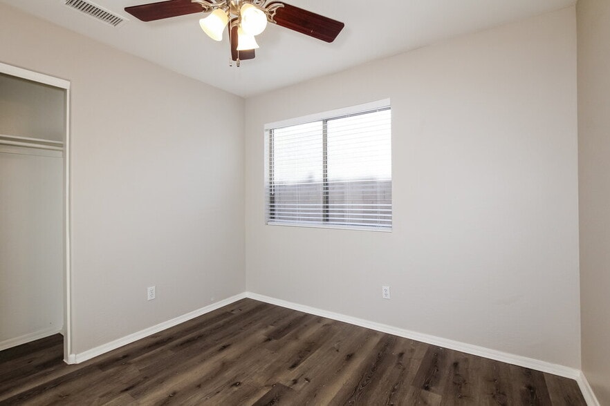 Building Photo - 14909 W Watson Cir